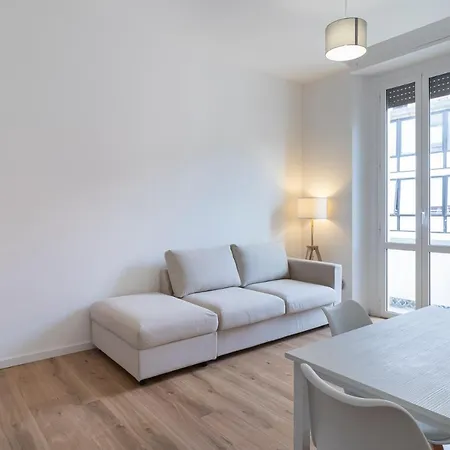 New Renovated Apartment Close To Navigli - Bordighera アパート ミラノ